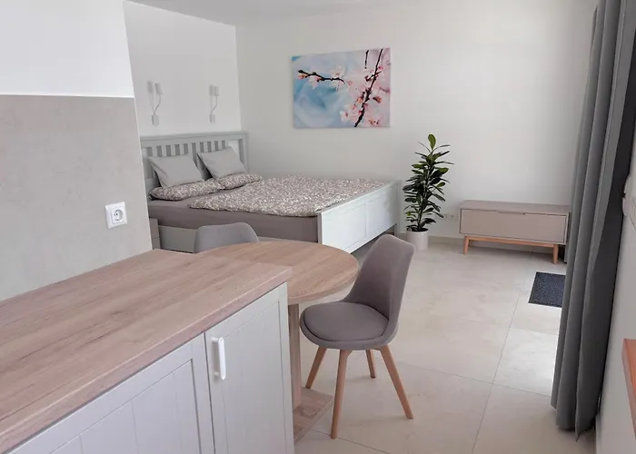 Appartement Moni Mandorlo